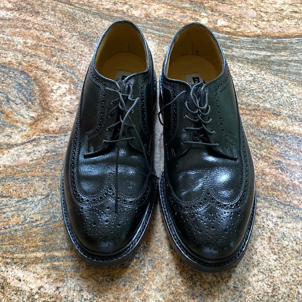 Like New Kenmore Wingtip Oxfords Mens 10E